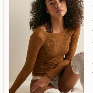 NEVER WORN! Brown Lace Knit Top
